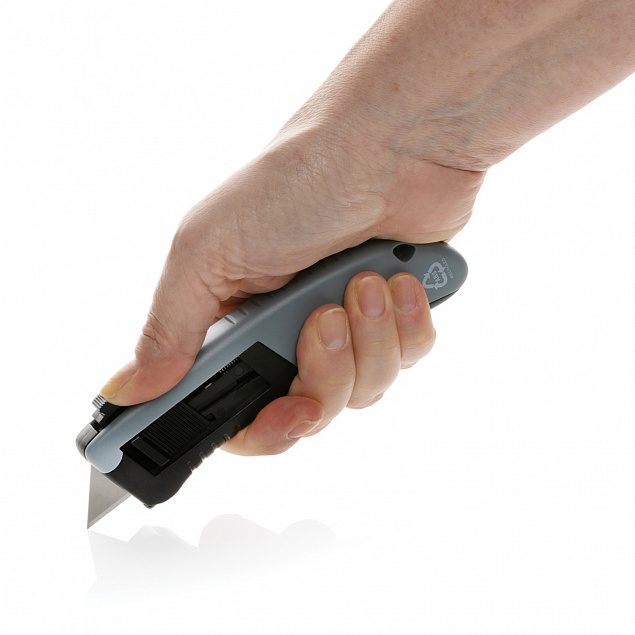 Безопасный строительный нож из переработанного пластика RCS с логотипом  заказать по выгодной цене в кибермаркете AvroraStore