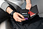 Автобумажник Arrival, черный с красным с логотипом  заказать по выгодной цене в кибермаркете AvroraStore